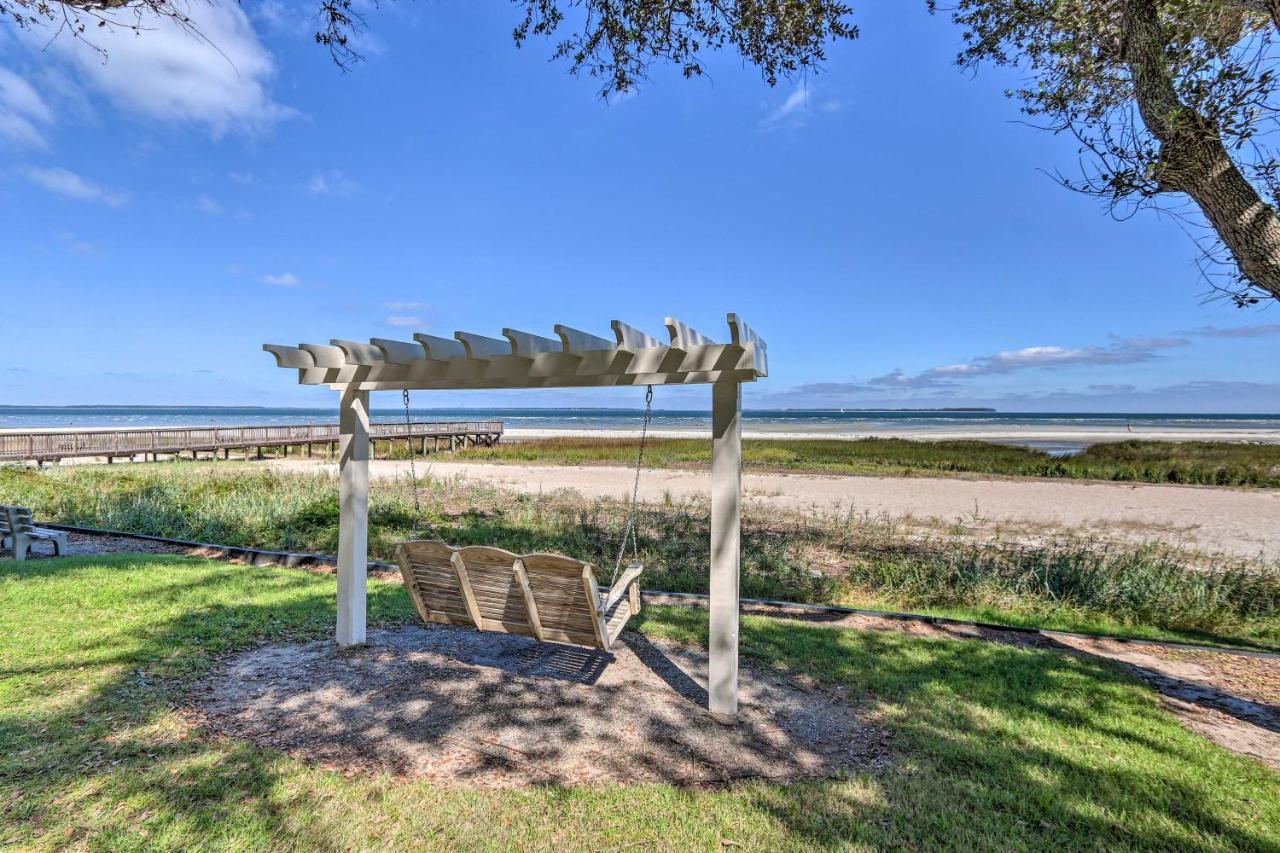 Colorful Hilton Head Condo With Beach And Pool Access! Pulau Hilton Head Luaran gambar
