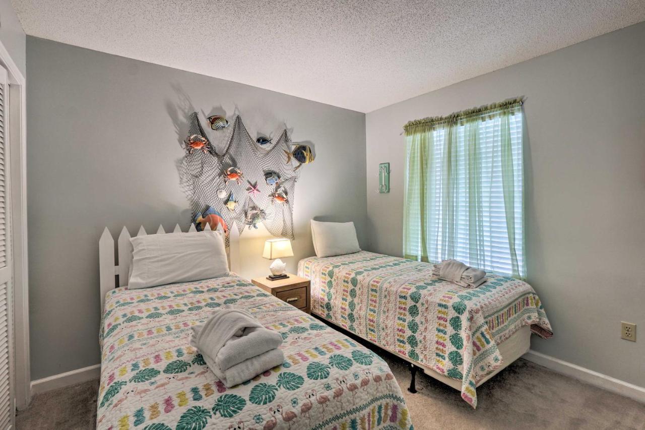 Colorful Hilton Head Condo With Beach And Pool Access! Pulau Hilton Head Luaran gambar