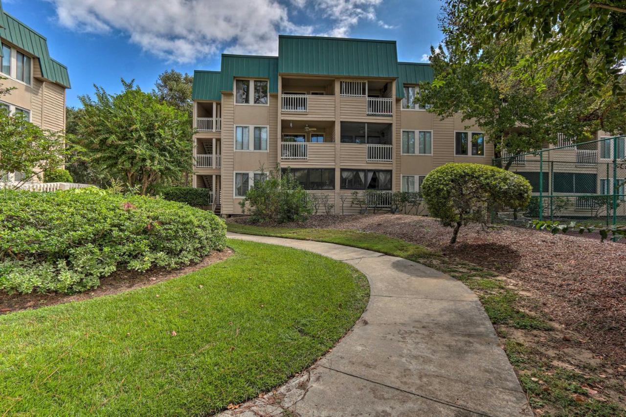 Colorful Hilton Head Condo With Beach And Pool Access! Pulau Hilton Head Luaran gambar